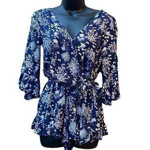 TRUE Craft Navy Blue Floral Romper Size Small